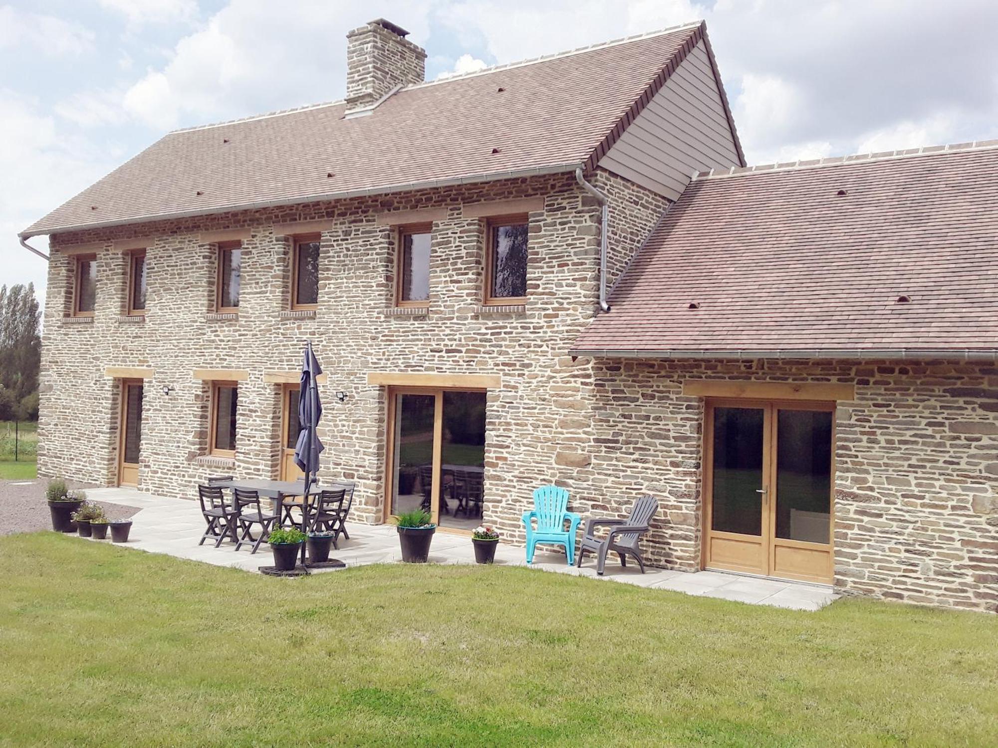 De Landemeure, 10 Couchages, Acces Pmr Saint-Germain-du-Crioult