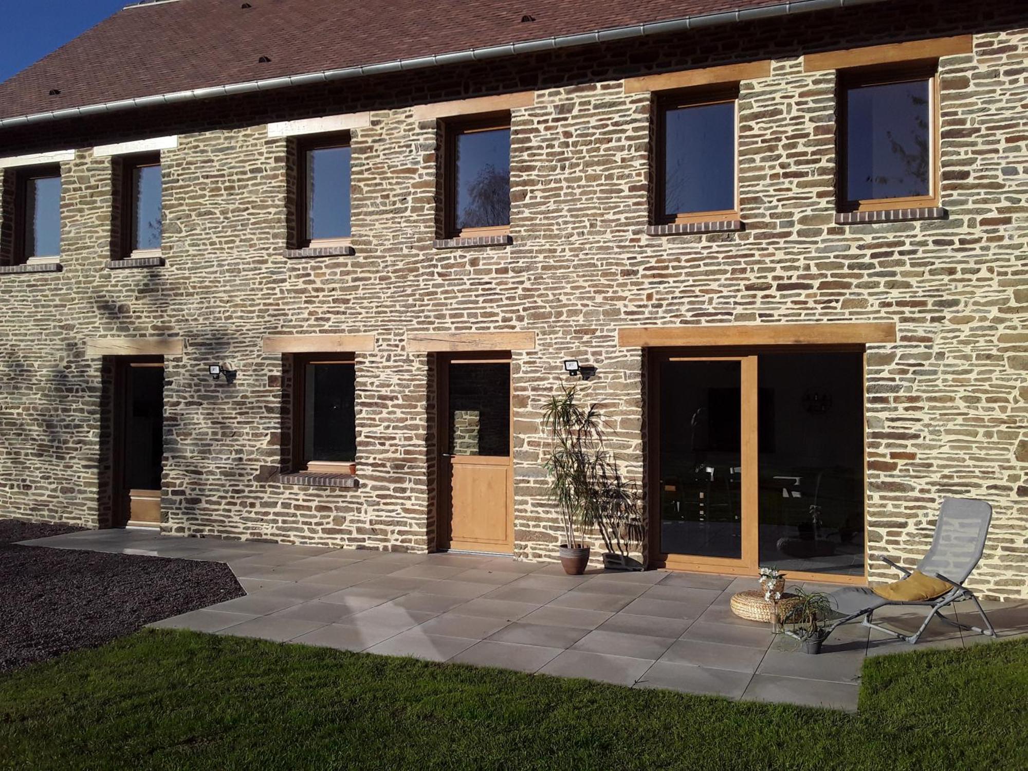De Landemeure, 10 Couchages, Acces Pmr Holiday home